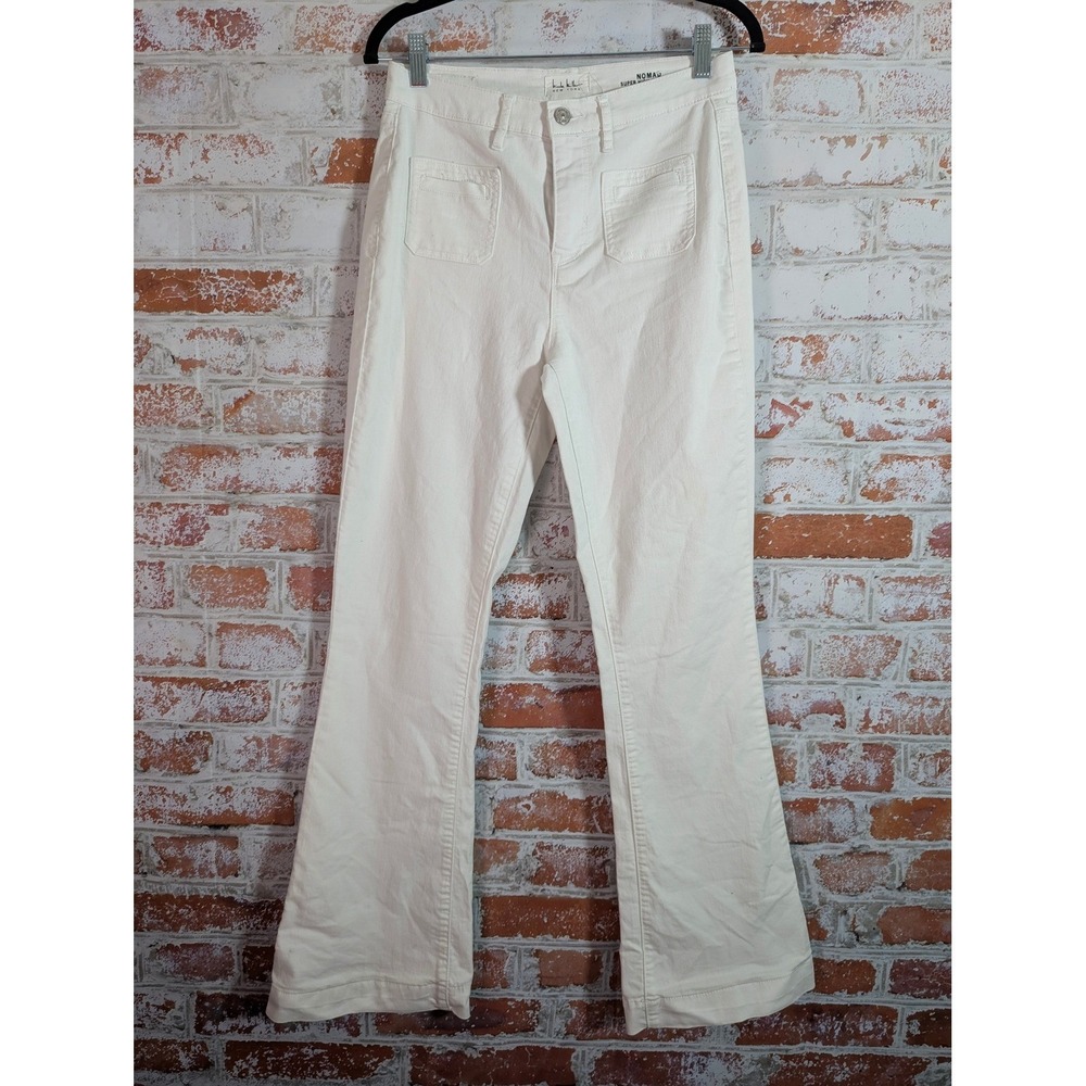 Nicole Miller Nomad Flare Jeans Womens 4 White Super High Rise Patch Pocket